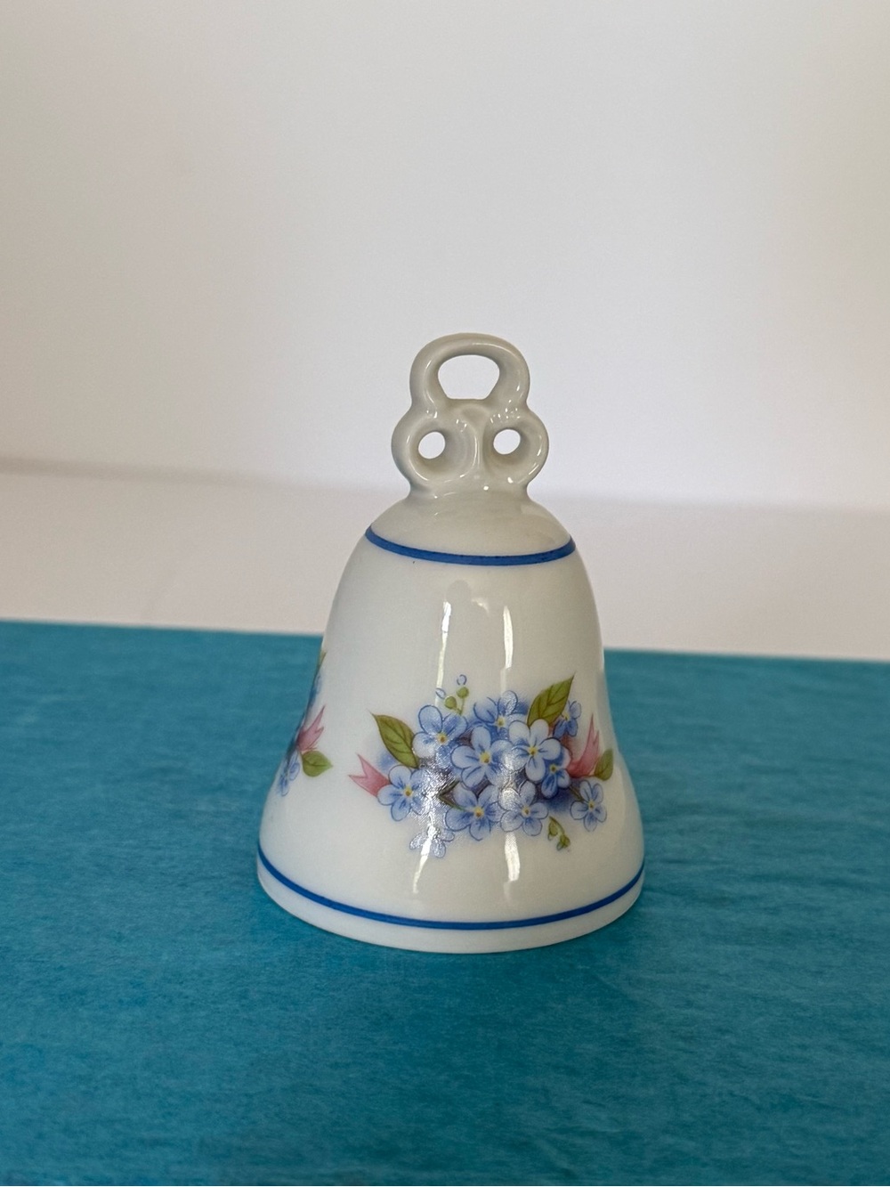 Vintage Jaeger Bavaria Germany Porcelain Bell Blue Forget-Me-Not Flowers Pattern